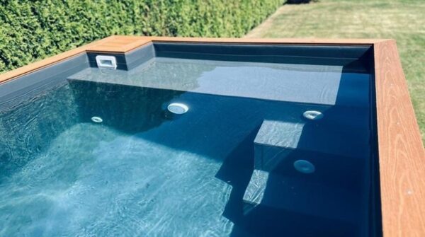 Modulares Spa mit Whirlpool und Komfortpaket, 3,0 m x 2,5 m